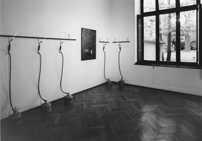 JANNIS KOUNELLIS, Museum Mönchengladbach 1978, Raum IV, Foto: Ruth Kaiser, Archiv Museum Abteiberg﻿, © VG Bild-Kunst, Bonn 2024