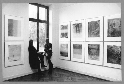 JASPER JOHNS. Das graphische Werk 1960 – 1970, Museum Mönchengladbach 1971, Raum IV, Foto: Albert Weber, Archiv Museum Abteiberg, © VG Bild-Kunst, Bonn 2024