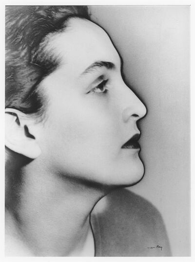 Man Ray, Porträt Meret Oppenheim (1932/1959), Solarisierte Fotografie, Museum Abteiberg