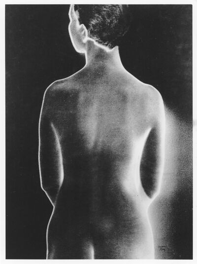 Man Ray, Weiblicher Rückenakt (1929/1959), Negativ-Fotografie, Museum Abteiberg