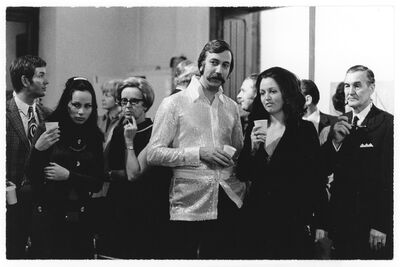 Namenloses Fest im Museum, Museum Mönchengladbach, 4.12.1970, Mitte: Frau Heinemann (l.), Rolf und Erika Hoffmann, Foto: Albert Weber, Archiv Museum Abteiberg