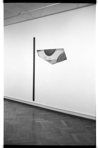 Eröffnung der Ausstellung PALERMO Objekte, Museum Mönchengladbach 1973, Raum VIII: Ohne Titel, 1972, Foto: Franz Fischer/ ZADIK, Köln, © VG Bild-Kunst, Bonn 2022