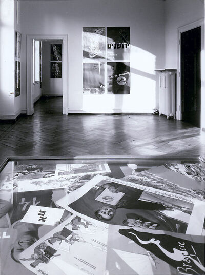 PLAKATE IM MUSEUM, Museum Mönchengladbach 1968, Raum IX, Foto: Ruth Kaiser, Archiv Museum Abteiberg