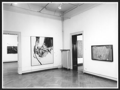 Sieben Räume –  Sieben Gruppen, Museum Mönchengladbach 1973, Mitte: Karl Otto Götz, Soel (1964), Foto: Ruth Kaiser, Archiv Museum Abteiberg, © VG Bild-Kunst, Bonn 2024